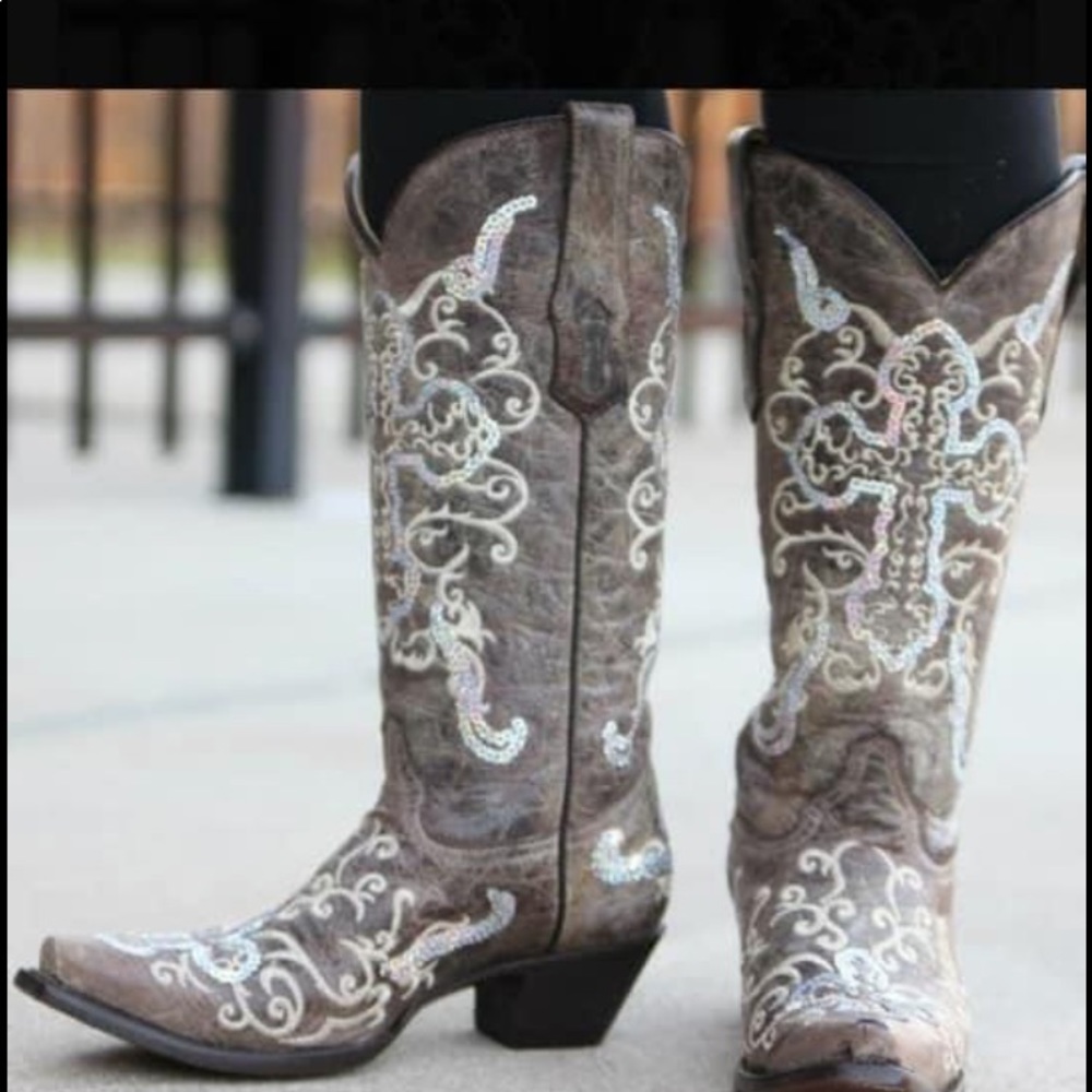 Women’s Corral Tobacco Silver Cross Boots